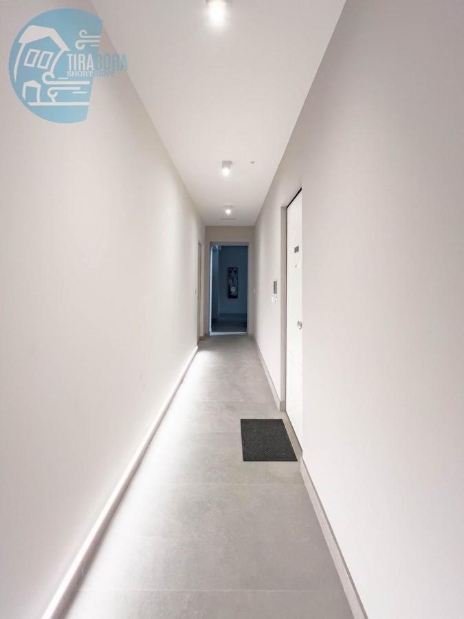 Piazza Della Borsa 3C Tirabora Short Rent Apartment Trieste Luaran gambar